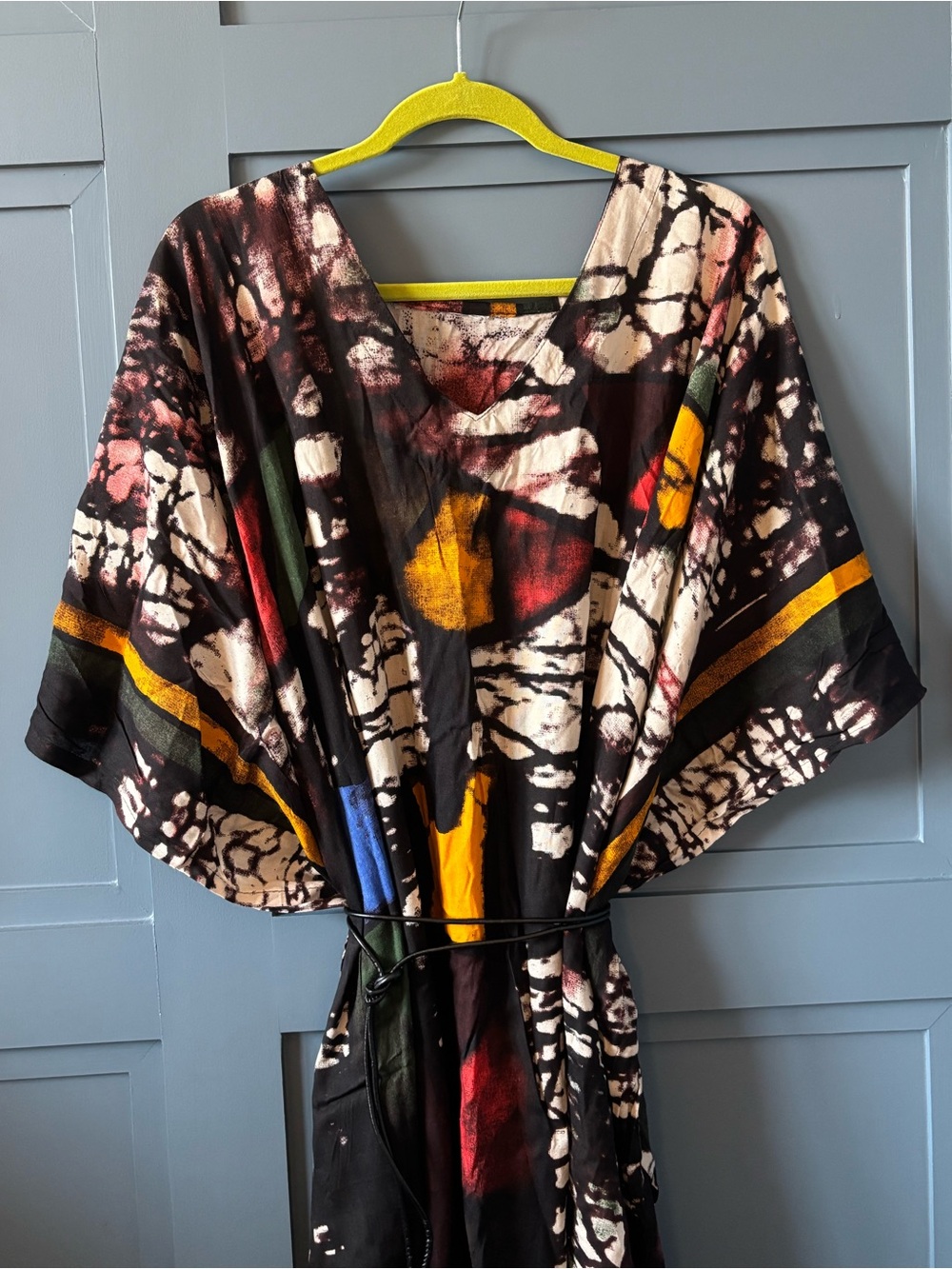 Beautiful Kaftan Multicolored maxi dress with v neck line